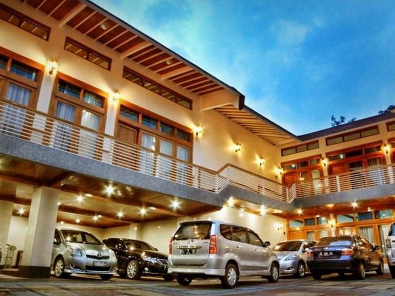 Oyo 1210 Nice Guesthouse Бандунг Экстерьер фото