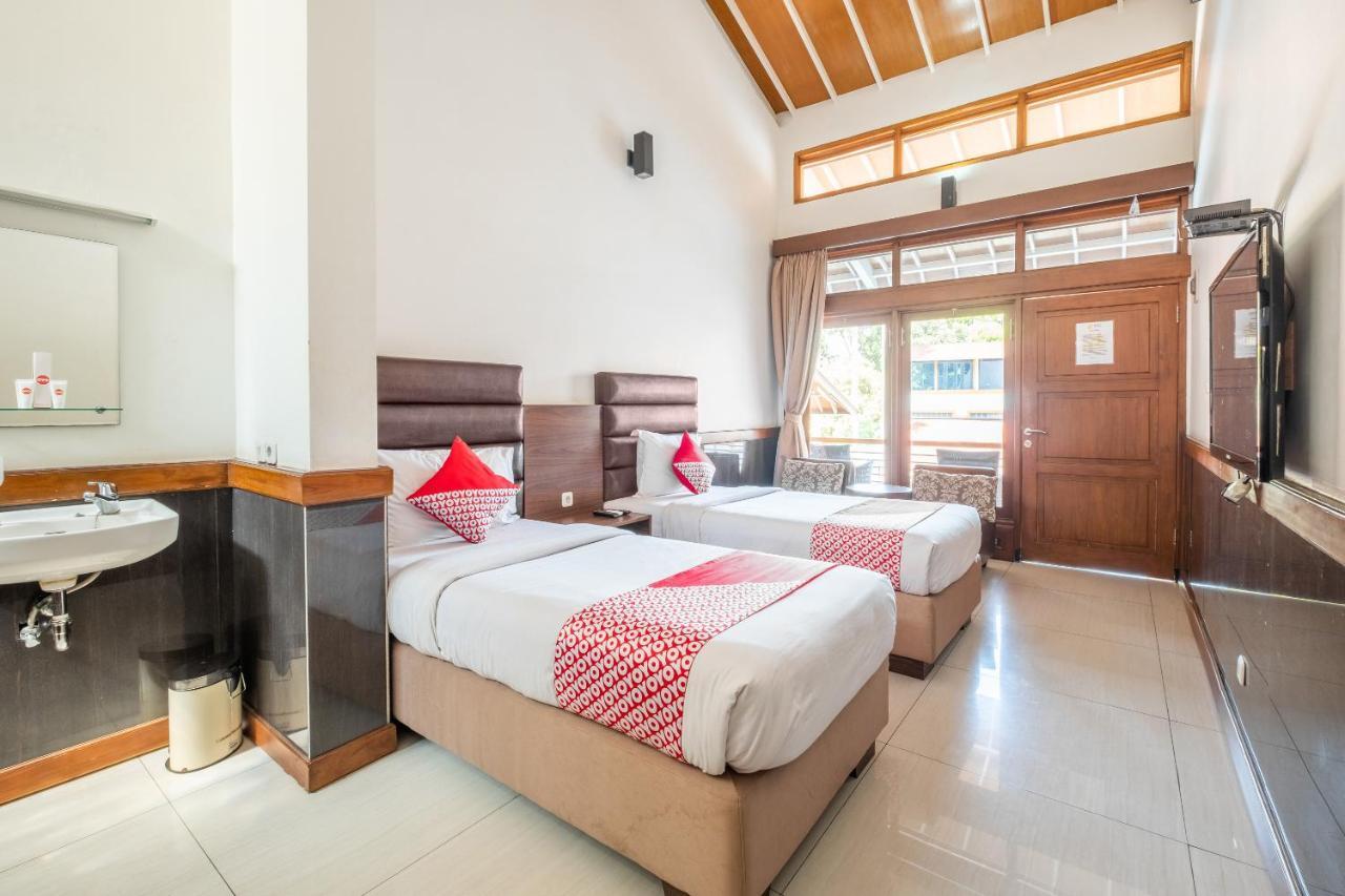 Oyo 1210 Nice Guesthouse Бандунг Экстерьер фото