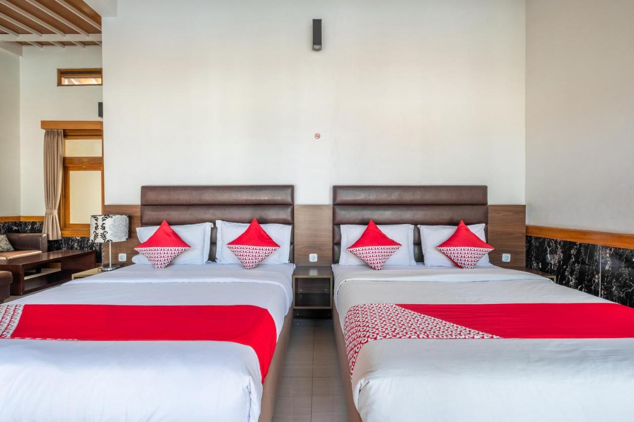 Oyo 1210 Nice Guesthouse Бандунг Экстерьер фото